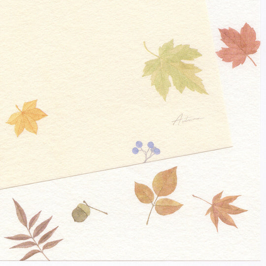 10 Cozy Autumn Journaling Ideas to Try This Season 🍁