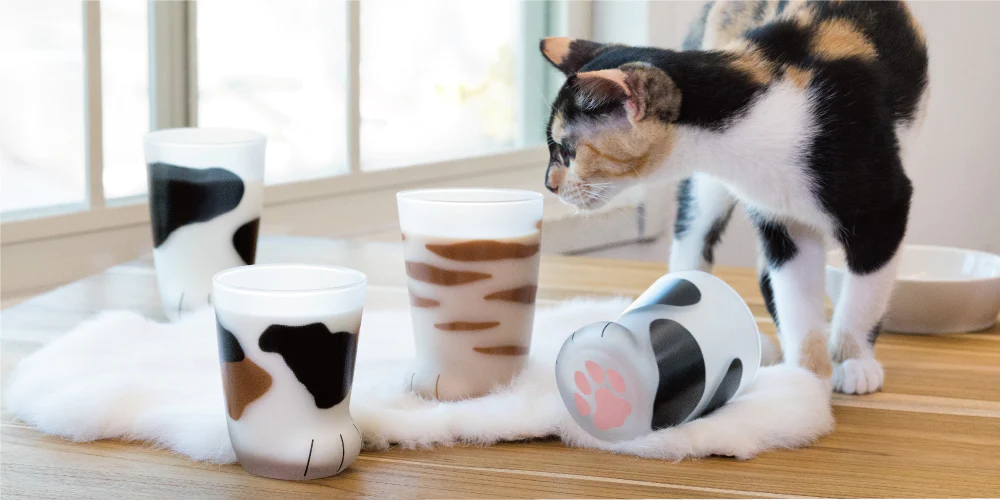 Coconeco Cat Paw Glass