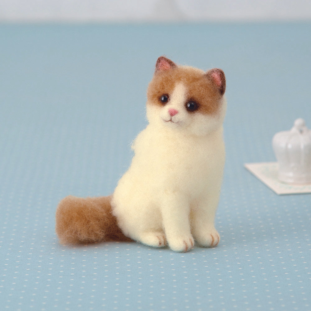 Hamanaka Aclaine Acrylic Fibre Needle Felting Kit - White & Brown Cat. (English translation included)