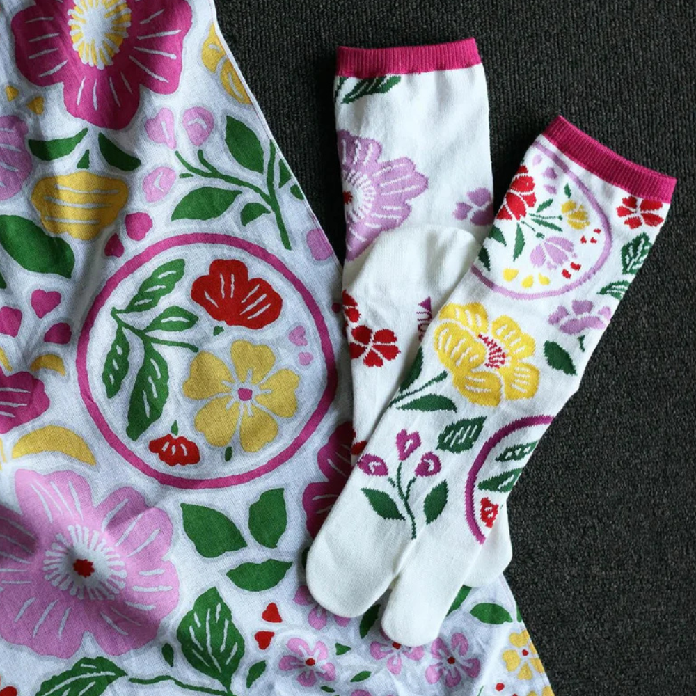SOU.SOU Kyoto Tabi Socks - Split Toe Design - Momoyama Sakura (Size UK 4-6.5)