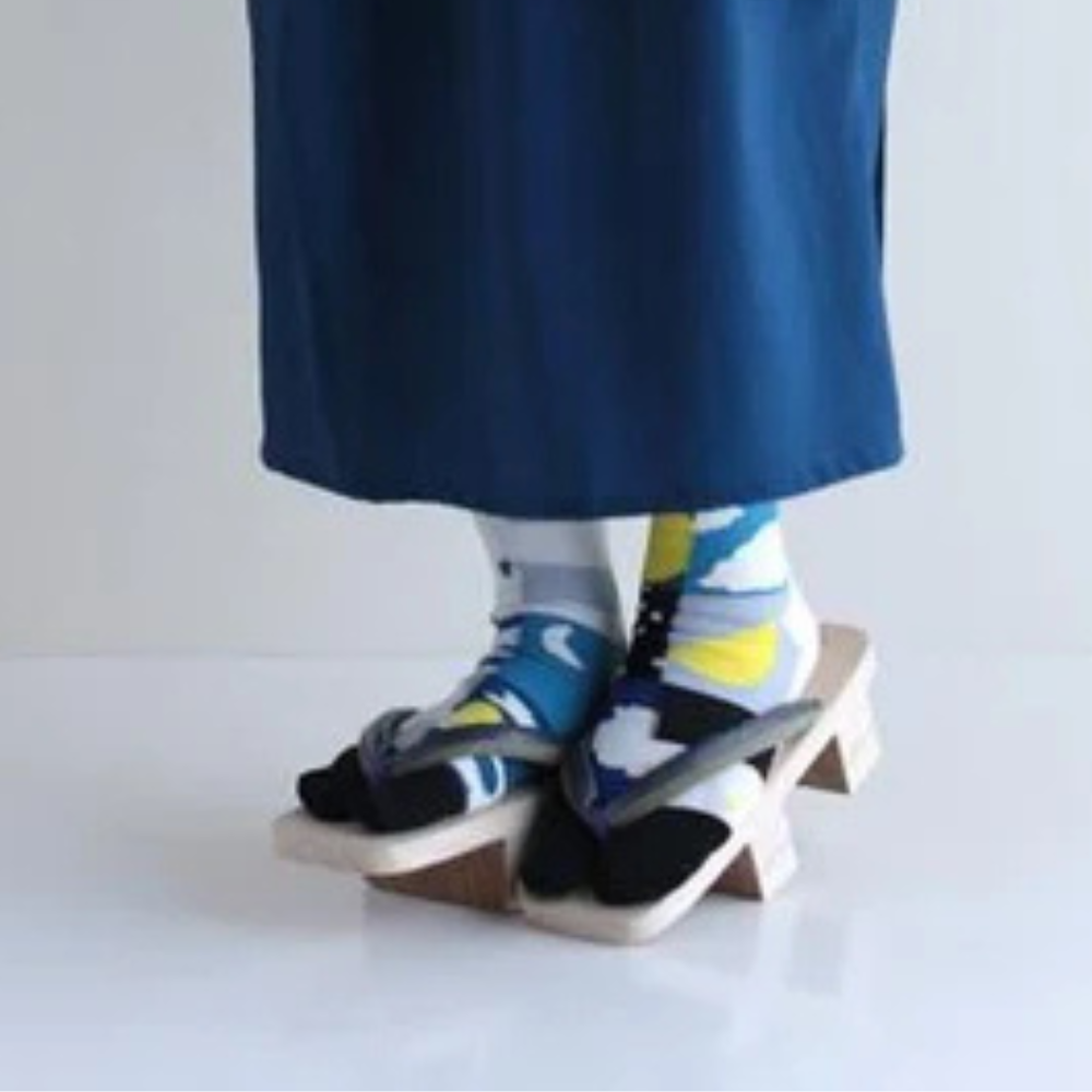 SOU.SOU Kyoto Tabi Socks - Split Toe Design - Moon & Stars (Size UK 6-10)