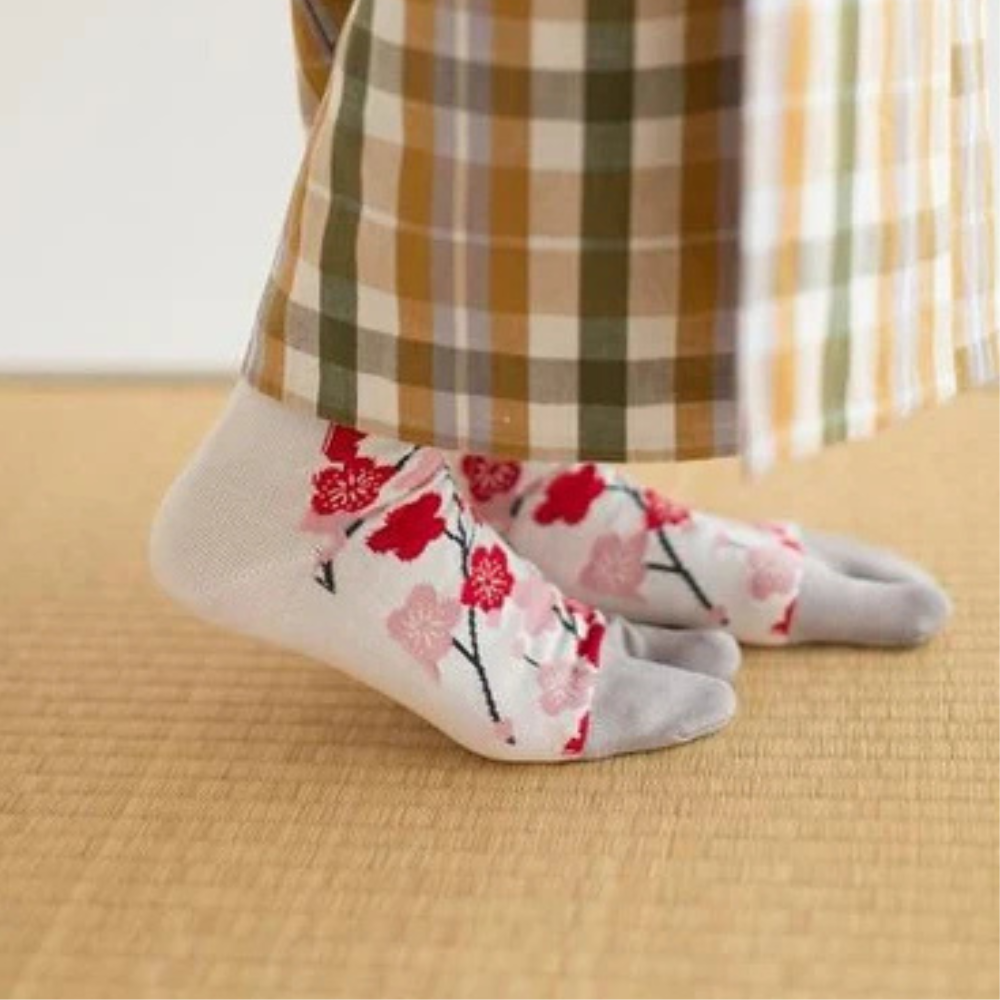 SOU.SOU Kyoto Tabi Socks - Split Toe Design - Plum Blossom (Size UK 4-6.5)